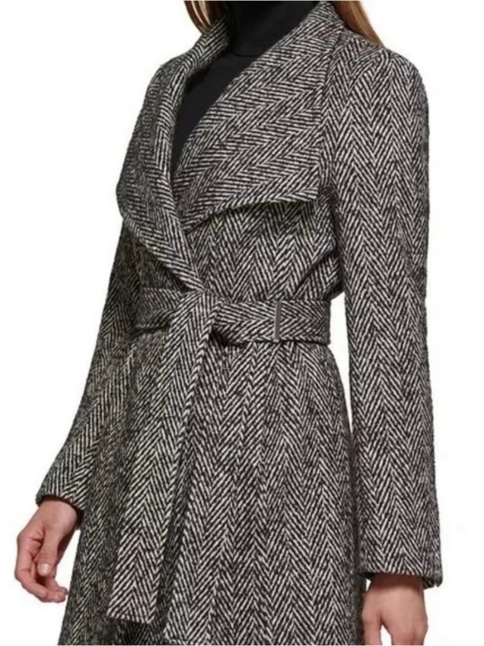 Calvin Klein Black & White Herringbone Shawl-Collar Wool Blend Coat. Size XL.